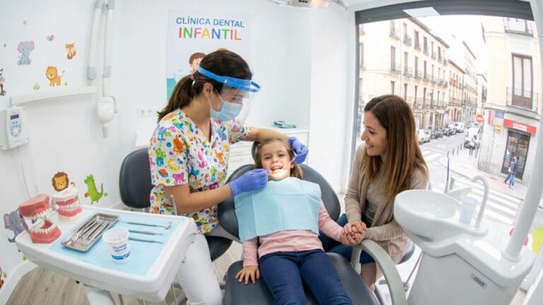 ¿Qué es la odontopediatría infantil en España y su importancia?