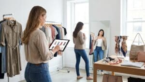 ¿Qué es la ropa de mujer y cómo ha evolucionado su compra online?
