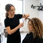 ¿Qué es el corte de pelo rizado y por qué es diferente?