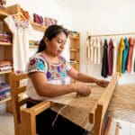 ¿Qué es la ropa artesanal para mujer y por qué elegirla?