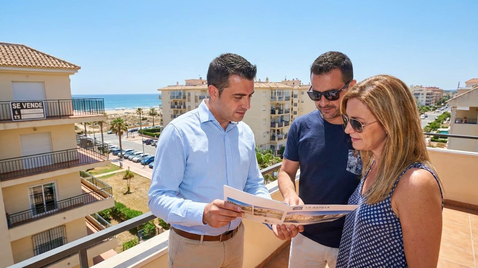 ¿Qué implica la compra y venta de inmuebles en La Antilla?