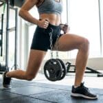 ¿Qué es un cinturón para zancadas con peso y cómo mejora el entrenamiento?