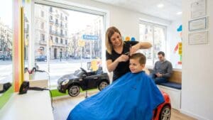 ¿Cómo elegir el mejor corte de pelo para niños en Barcelona?