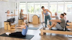 ¿Qué son las clases de pilates y por qué son tan beneficiosas para el cuerpo?