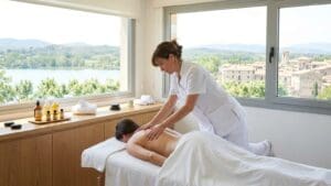 ¿Qué son los masajes en Banyoles y cómo ayudan al bienestar?