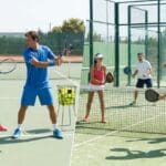 ¿Qué son las clases de tennis y padel y para quiénes son?