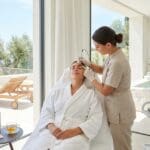 ¿Qué es un microblading retreat en España y cómo funciona?