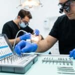 ¿Qué distingue a las fresas dentales suizas en la práctica odontológica?