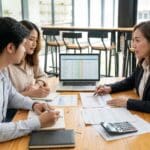 ¿Qué es un educador financiero y cómo puede mejorar la gestión del dinero?