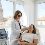 ¿Qué es la estética avanzada y cómo se aplica en Sevilla?
