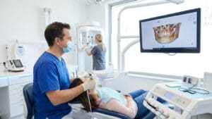 ¿Qué es la tecnología dental avanzada y cómo beneficia a los pacientes?
