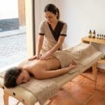 ¿Qué son los masajes para mujeres en Sevilla y qué tipos existen?