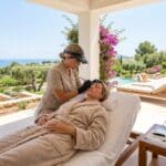 ¿Qué es un microblading retreat en España y para quién es ideal?