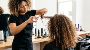 ¿Qué es el corte pelo rizado y por qué es tan especial?