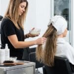 ¿Qué son los tratamientos capilares y cómo benefician al cabello?