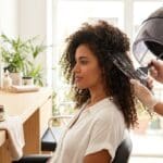 ¿Qué es un tratamiento para el pelo rizado?