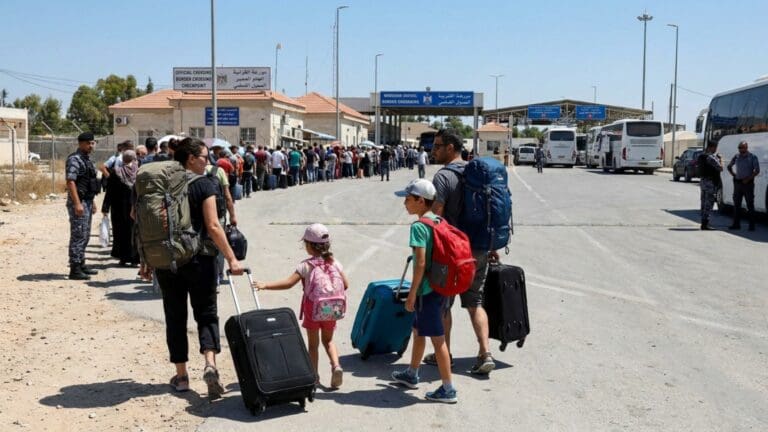 ¿Qué es la migración y cómo impacta en las sociedades actuales?