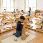 ¿Qué es la educación infantil Montessori y cómo funciona?