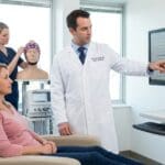 ¿Qué hace un neurólogo especialista en sueño por el descanso?