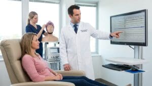 ¿Qué hace un neurólogo especialista en sueño por el descanso?