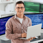 Servicios informáticos profesionales para optimizar la infraestructura tecnológica empresarial.